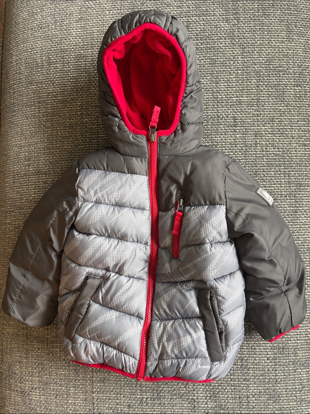 Snozu Toddler Gray + Red Double-Zip Puffer Jacket w/ Full Fleece Lining | Sz 2T